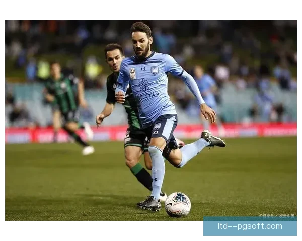 悉尼FC在激烈悉尼德比中大胜西悉尼流浪者展现强劲实力