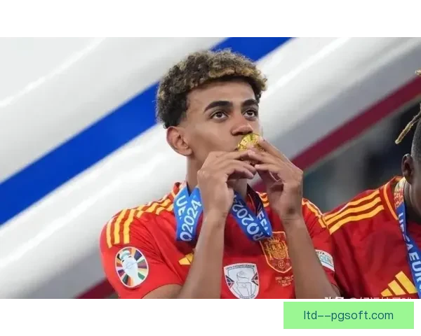 2024欧洲杯最佳阵容揭晓西班牙球员独占鳌头成最大赢家